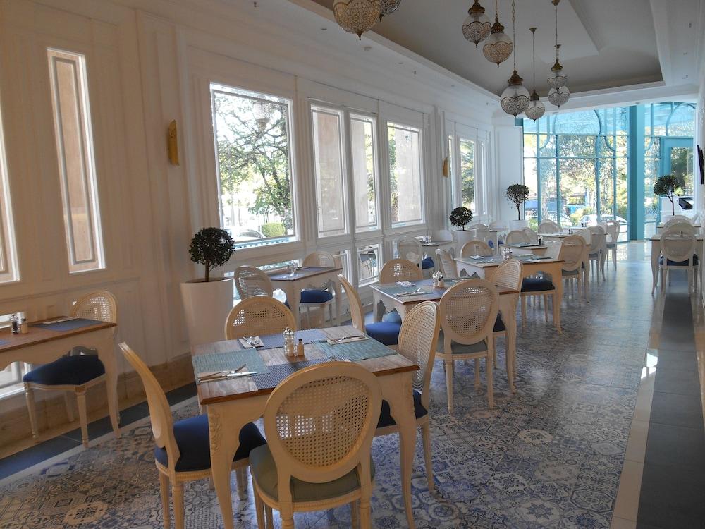 Noor Hotel Бандунг Екстериор снимка