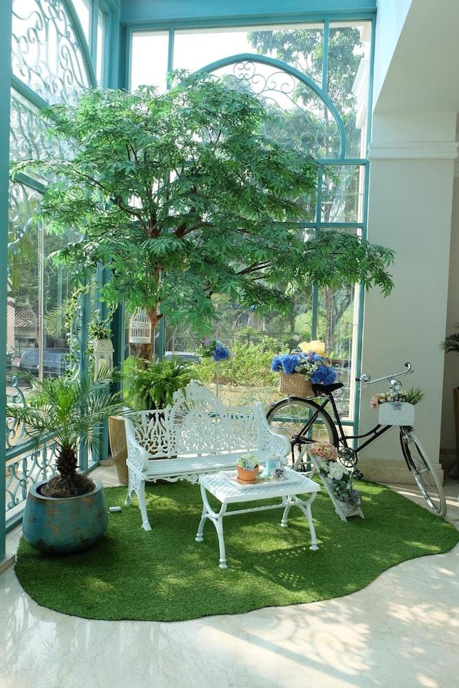 Noor Hotel Бандунг Екстериор снимка