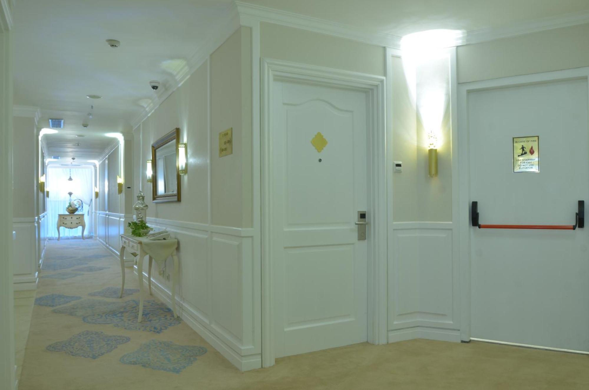Noor Hotel Бандунг Екстериор снимка