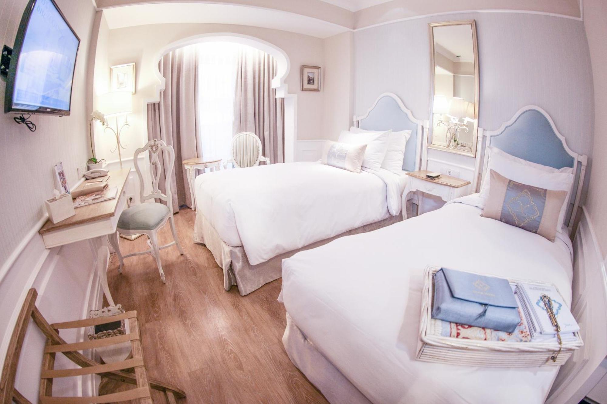 Noor Hotel Бандунг Екстериор снимка