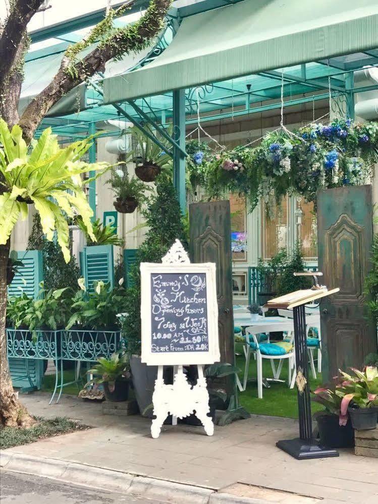Noor Hotel Бандунг Екстериор снимка