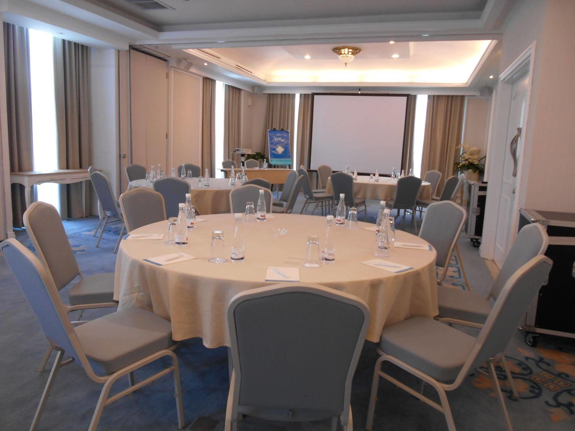 Noor Hotel Бандунг Екстериор снимка
